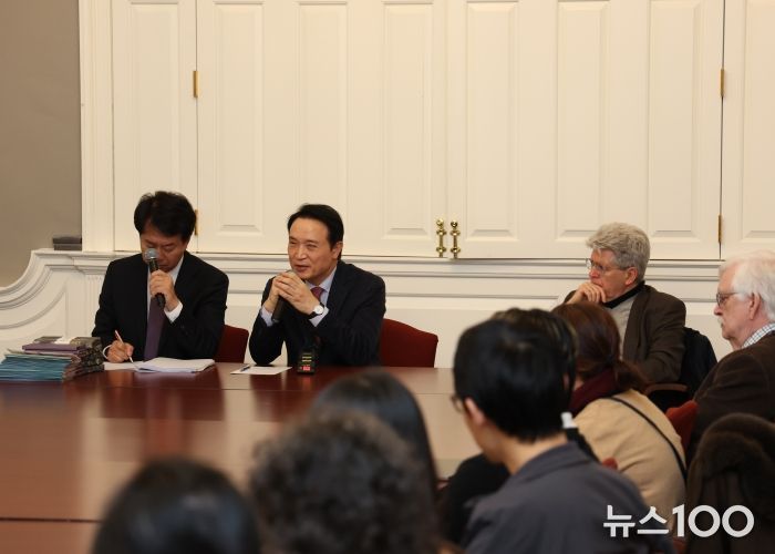 하버드대 교수 간담회