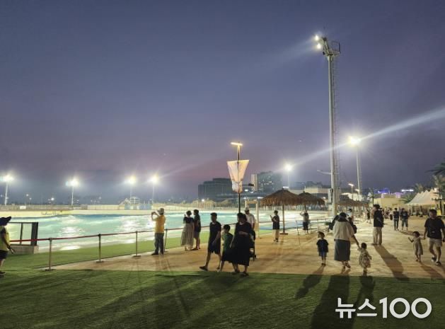 2024년 야간 개방한 웨이브파크