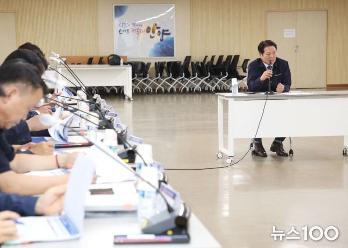 안양시는 9일 시청 상황실에서 농수산물도매시장 시설현대화사업 타당성 조사 용역 착수보고회를 개최했다