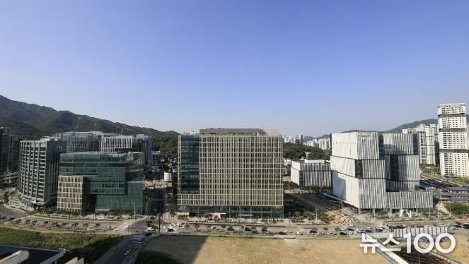 과천지식정보타운에 조성된 업무지구 모습