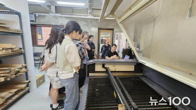 청년협업마을 레이저조각기 실습교육