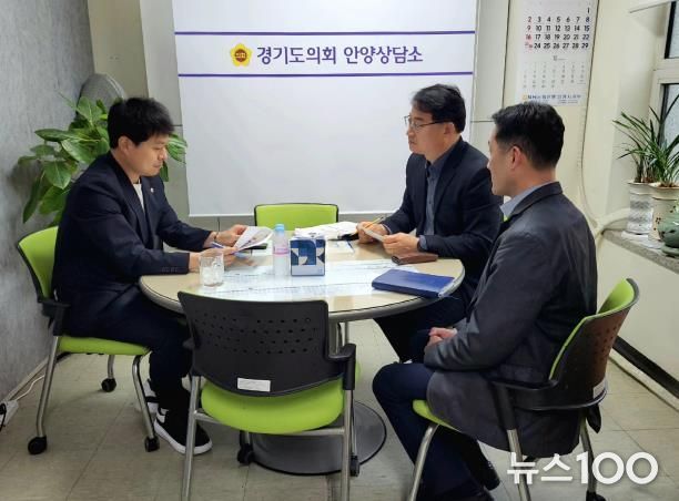 경기도의회 유영일 의원, 경기기후위성 발사 기념 행사 관련 보고 가져