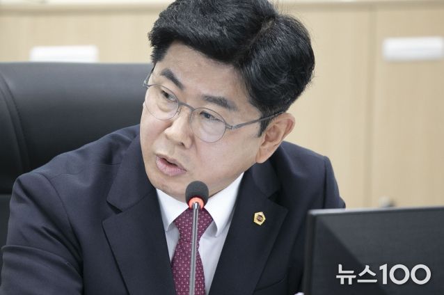 경기도의회 미래과학협력위원회 소속 윤충식 의원(국민의힘, 포천1)