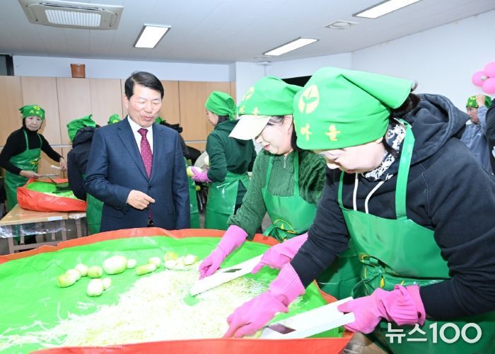 구리시 새마을문고, ‘따뜻한 겨울나기 김장 나눔’성료