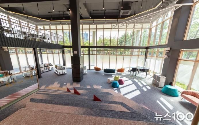 의정부음악도서관 1층 오픈스테이지