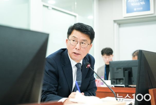 경기도의회 윤성근 의원