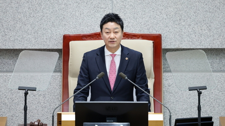 경기도의회/김진경 의장, 제388회 임시회 본회의 개회 “‘도민 중심’의 초심 끝까지 지키는 책임의 무게 되새겨야” 강조