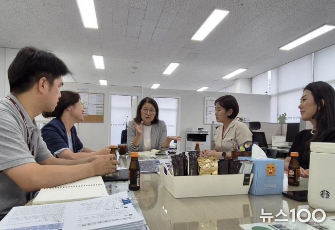 경기도의회 신미숙 의원, 화성시 치동중 통학차량지원 결정 논의