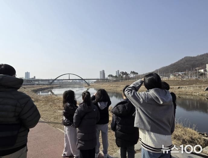 동두천시 남산모루 작은도서관, 따뜻해진 2월 겨울 철새 관찰 프로그램 진행