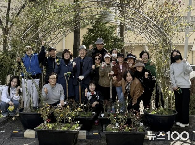 수원시 팔달구 우만2동, 장미마을 가드닝 교육 성료